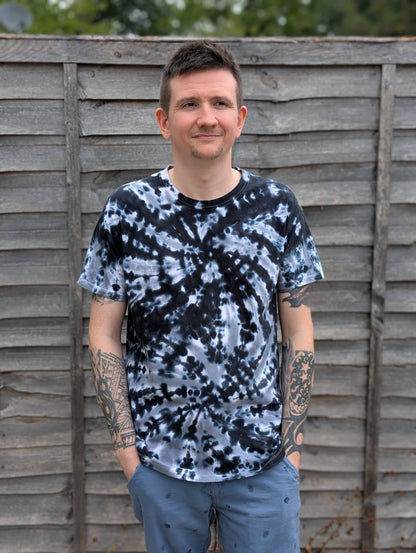 Tie-Dye Men's T-Shirt - Twin Vortex Black Grey - SourThreadz