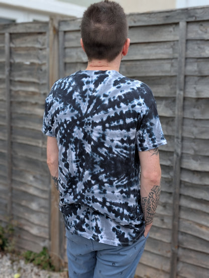 Tie-Dye Men's T-Shirt - Twin Vortex Black Grey - SourThreadz