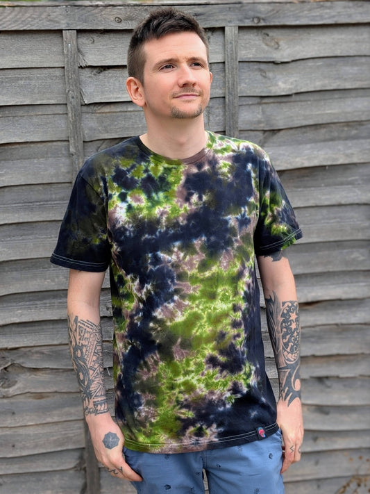 Tie-Dye Men's T-Shirt - Dark Forest Camo - SourThreadz