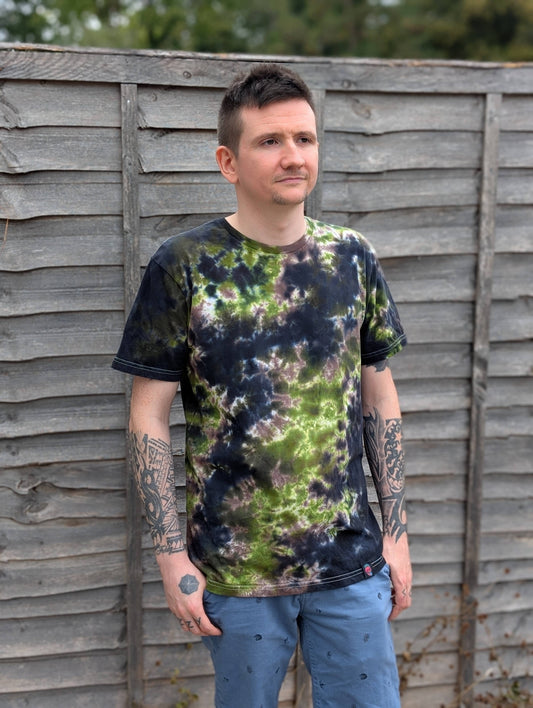 Tie-Dye Men's T-Shirt - Dark Forest Camo - SourThreadz
