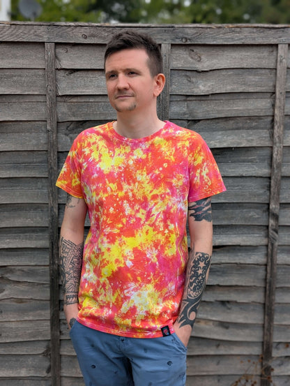 Tie-Dye Men’s T-Shirt - Yellow & Pink  - Hollywood Vibes - SourThreadz