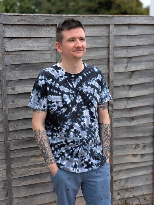 Tie-Dye Men's T-Shirt - Twin Vortex Black Grey - SourThreadz