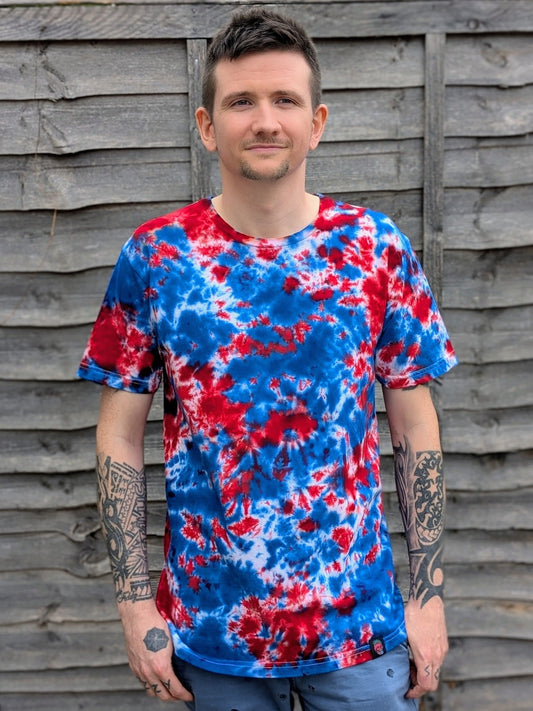 Tie-Dye Men’s T-Shirt - Patriot - Statement Piece - SourThreadz