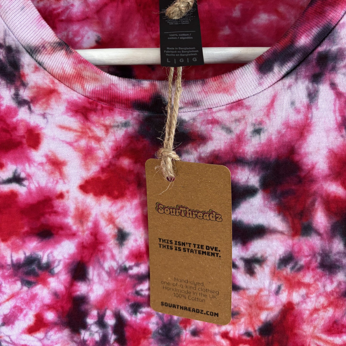 Tie-Dye T-shirt #032 - Velvet Vandal