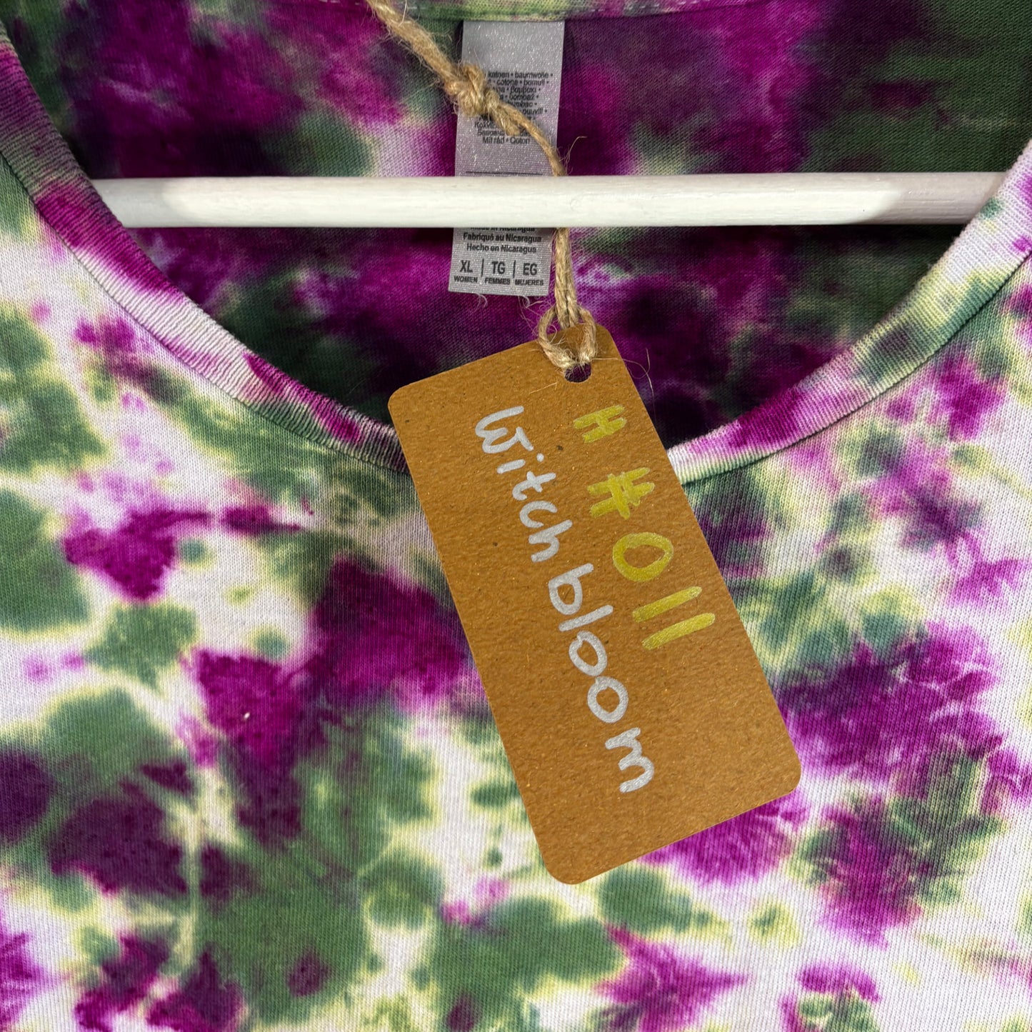 Women's Extra Large Tie-Dye T-shirt #011 - Witchbloom Scrunch