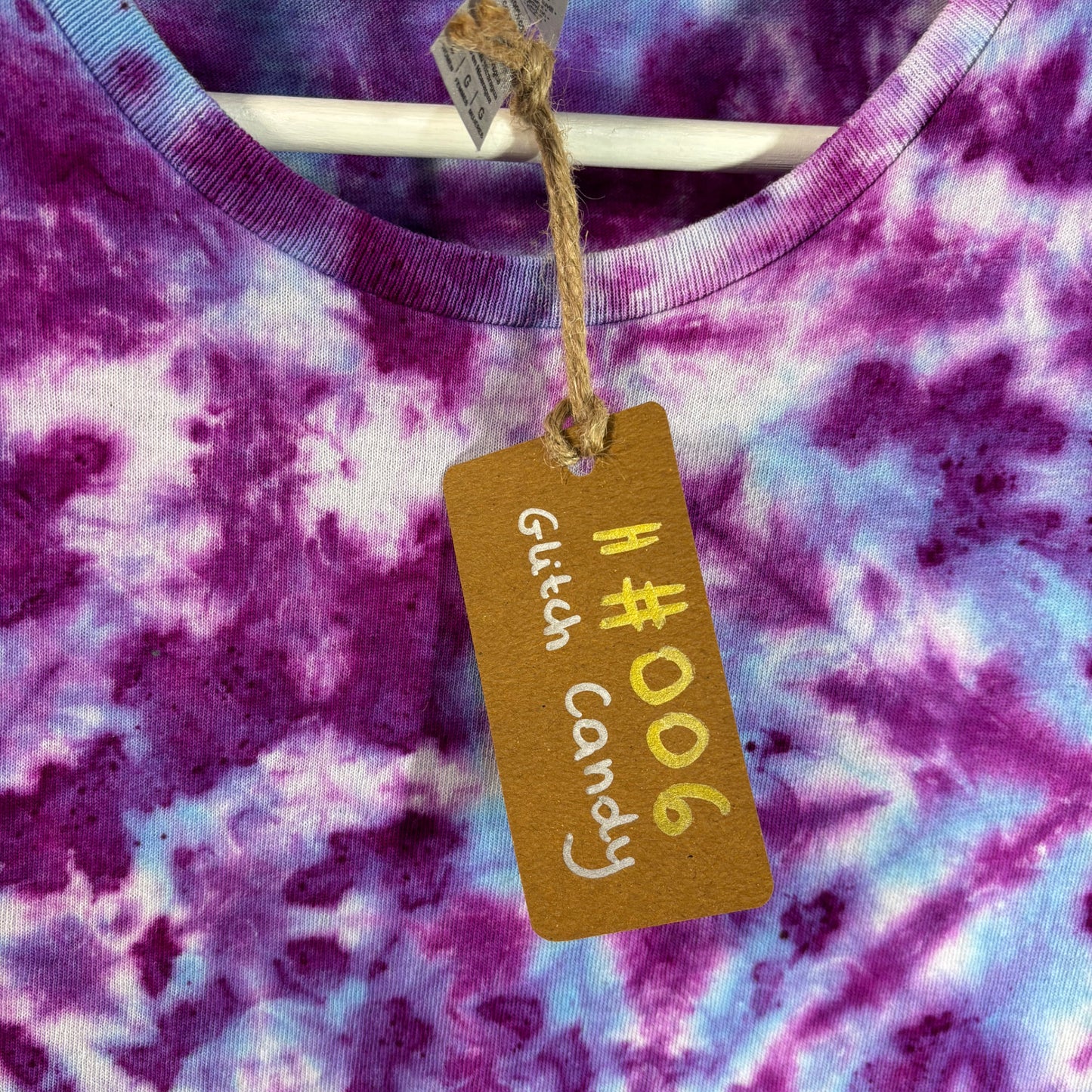 Women's Large Tie-Dye T-shirt #006 - Glitch Candy Scrunch