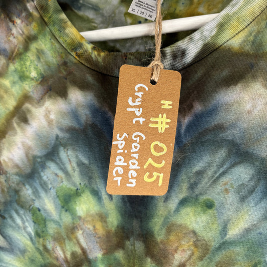 Men's Unisex Extra Large Tie-Dye T-shirt #025 - Crypt Garden Spider Ice